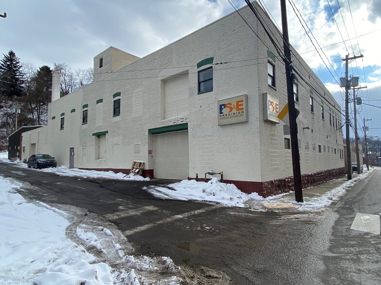 1455 Spring Garden Ave, Pittsburgh, PA à vendre - Photo principale - Image 1 de 1