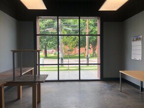 1001-1021 N Limestone St, Lexington, KY for lease Interior Photo- Image 1 of 6