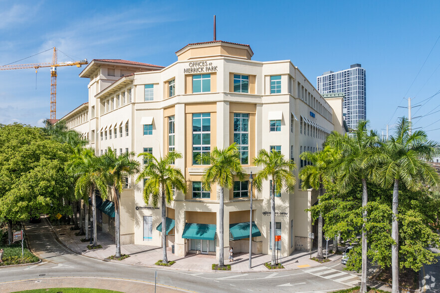 4425 Ponce de Leon Blvd, Coral Gables, FL à louer - Photo principale - Image 1 de 7