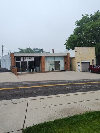 More details for 620-630 Monroe St, Napoleon, OH - Retail for Sale