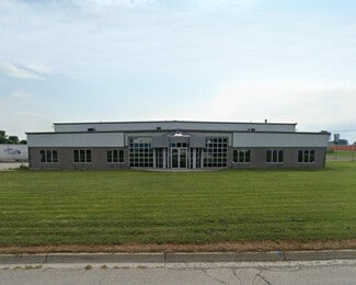 Plus de détails pour 775 Gillard St, Wallaceburg, ON - Industriel à vendre