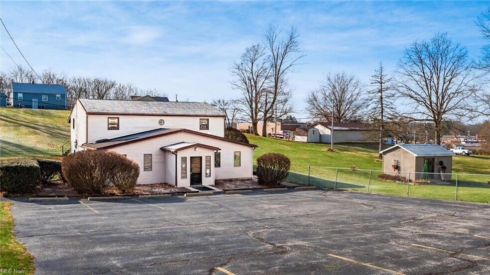870 Orchard Hill Rd, Zanesville, OH à louer - Photo du bâtiment - Image 2 de 29