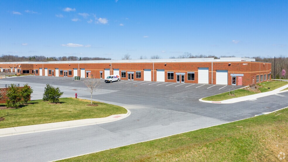 5957 Exchange Dr, Eldersburg, MD à louer - Photo du bâtiment - Image 3 de 5