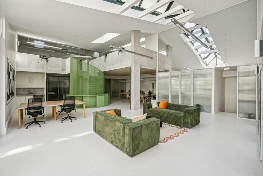 Office in Paris for sale - Building Photo - Image 2 of 8