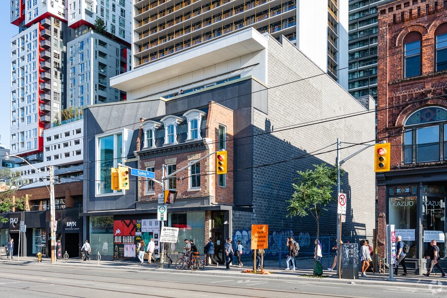 365 Queen St W, Toronto, ON for sale - Building Photo - Image 2 of 3