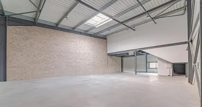 Flex in Cormeilles-en-Parisis for lease Interior Photo- Image 1 of 3