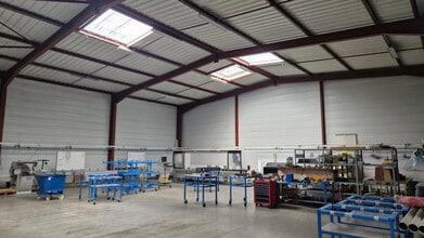 185 Montée Du Gravetan, Saint-Just-Chaleyssin à louer Photo du bâtiment- Image 1 de 7