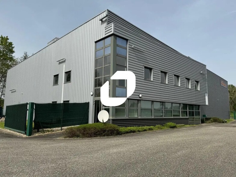 1 Route Du Golf, La Wantzenau for lease - Building Photo - Image 1 of 4