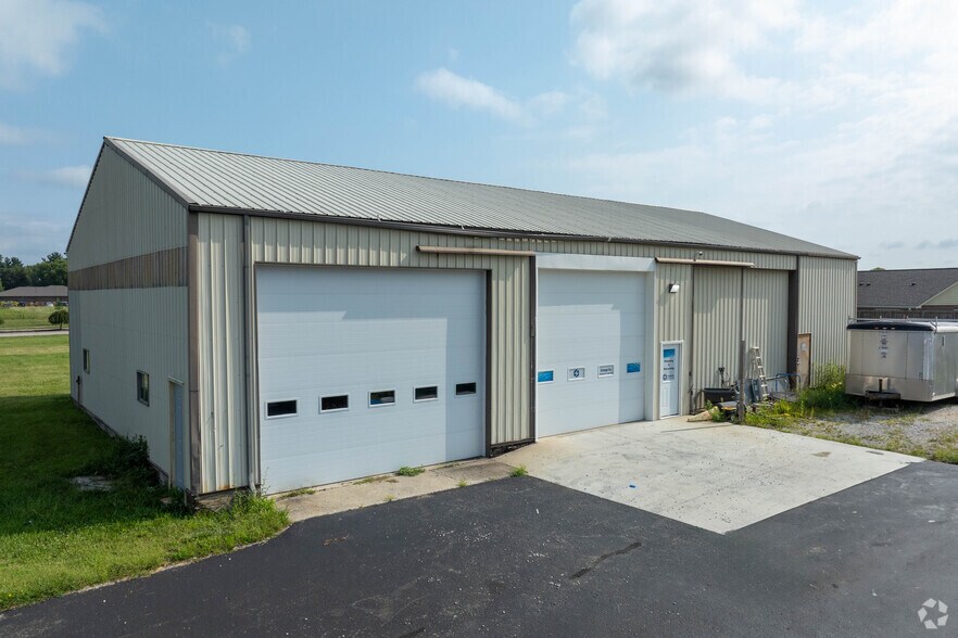 1510 Amos Rd, Shelbyville, IN for sale - Building Photo - Image 3 of 19
