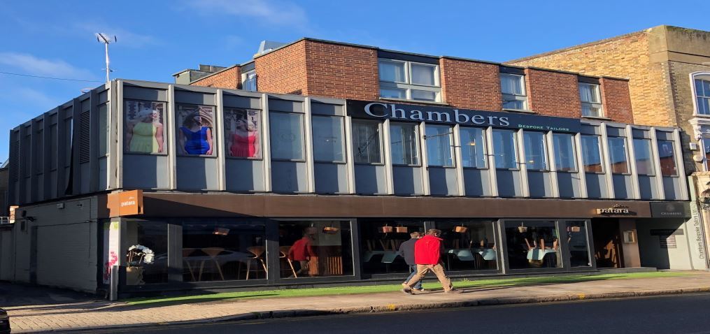 18 High Street Wimbledon, Londres à louer Photo du bâtiment- Image 1 de 11