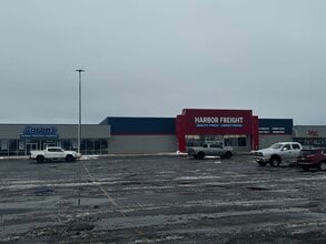 4311 E Lincolnway, Sterling, IL for lease Building Photo- Image 1 of 9