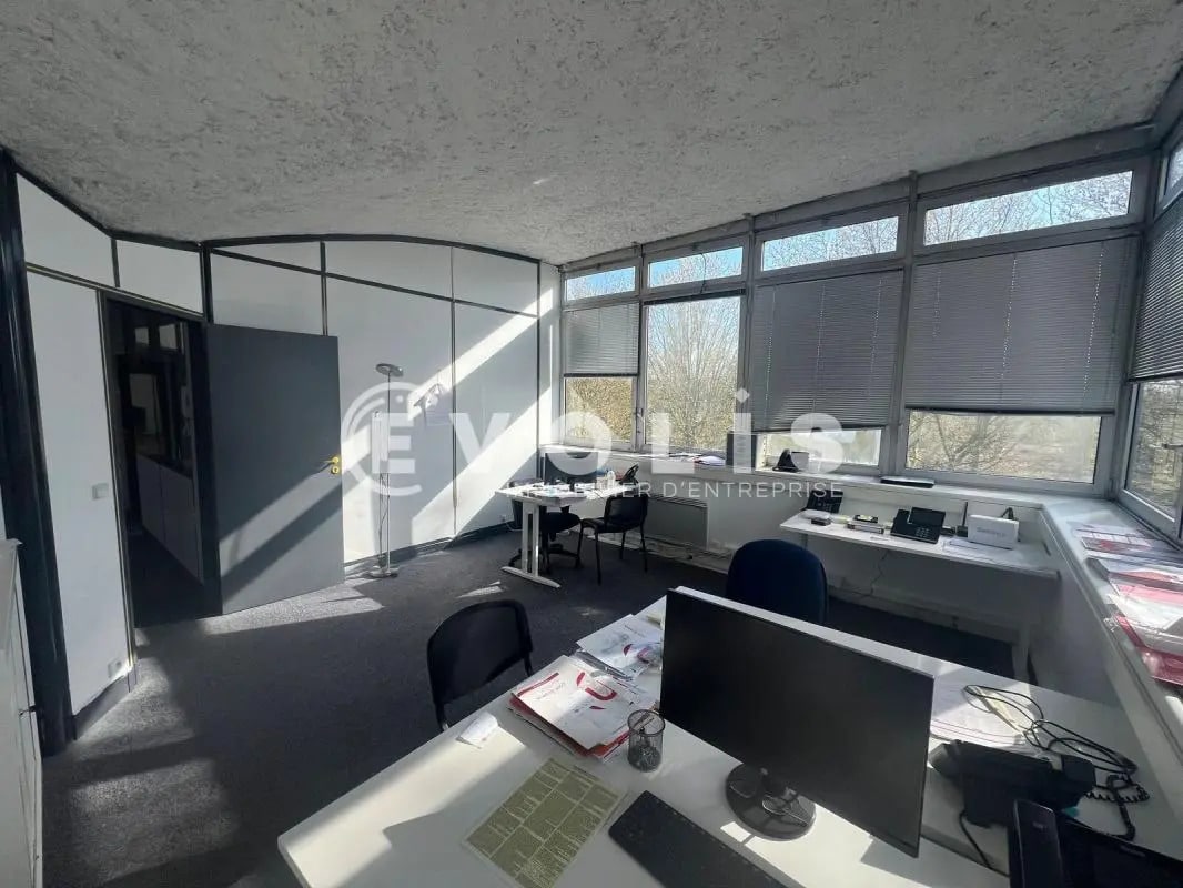 Bureau dans Sucy-en-Brie à louer Photo intérieure- Image 1 de 7