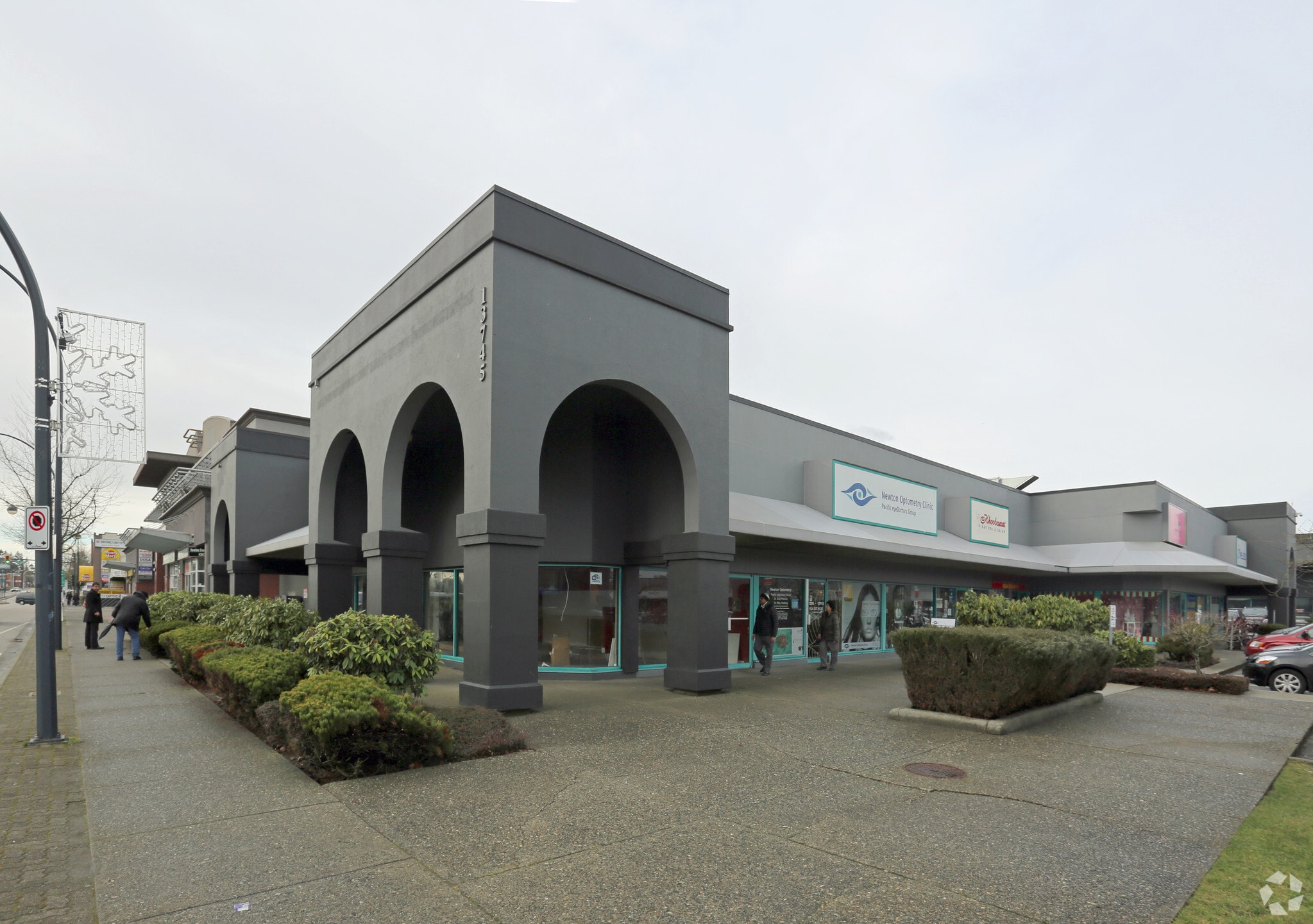 13745 72nd Ave, Surrey, BC for sale Primary Photo- Image 1 of 1