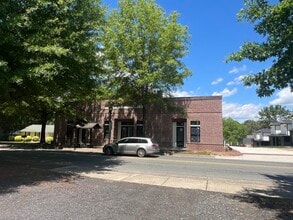 20733 Catawba, Cornelius, NC for sale Building Photo- Image 2 of 4