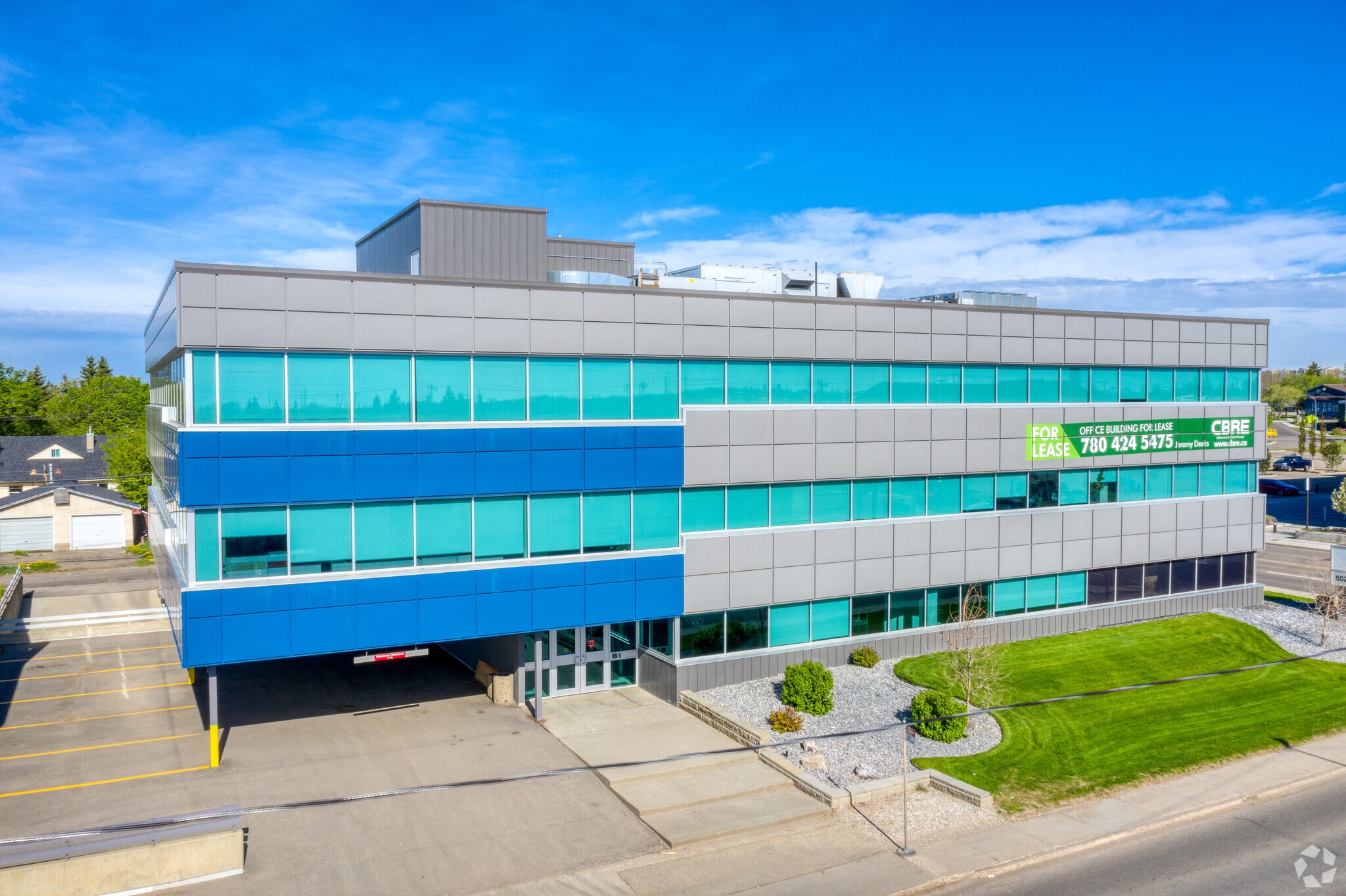 6020 104th St NW, Edmonton, AB for lease Primary Photo- Image 1 of 14