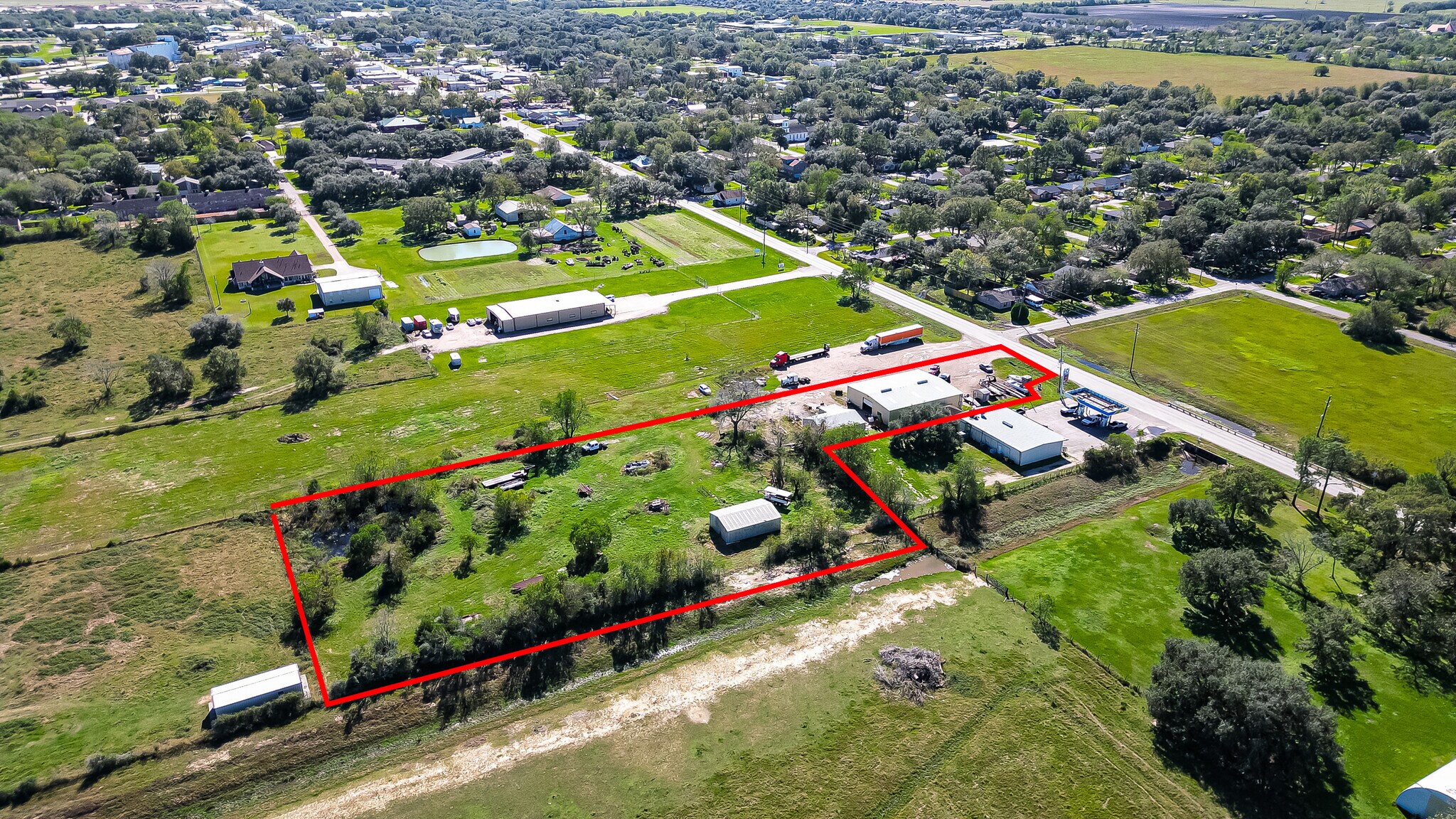 8231 Main St, Needville, TX à vendre Photo du bâtiment- Image 1 de 39