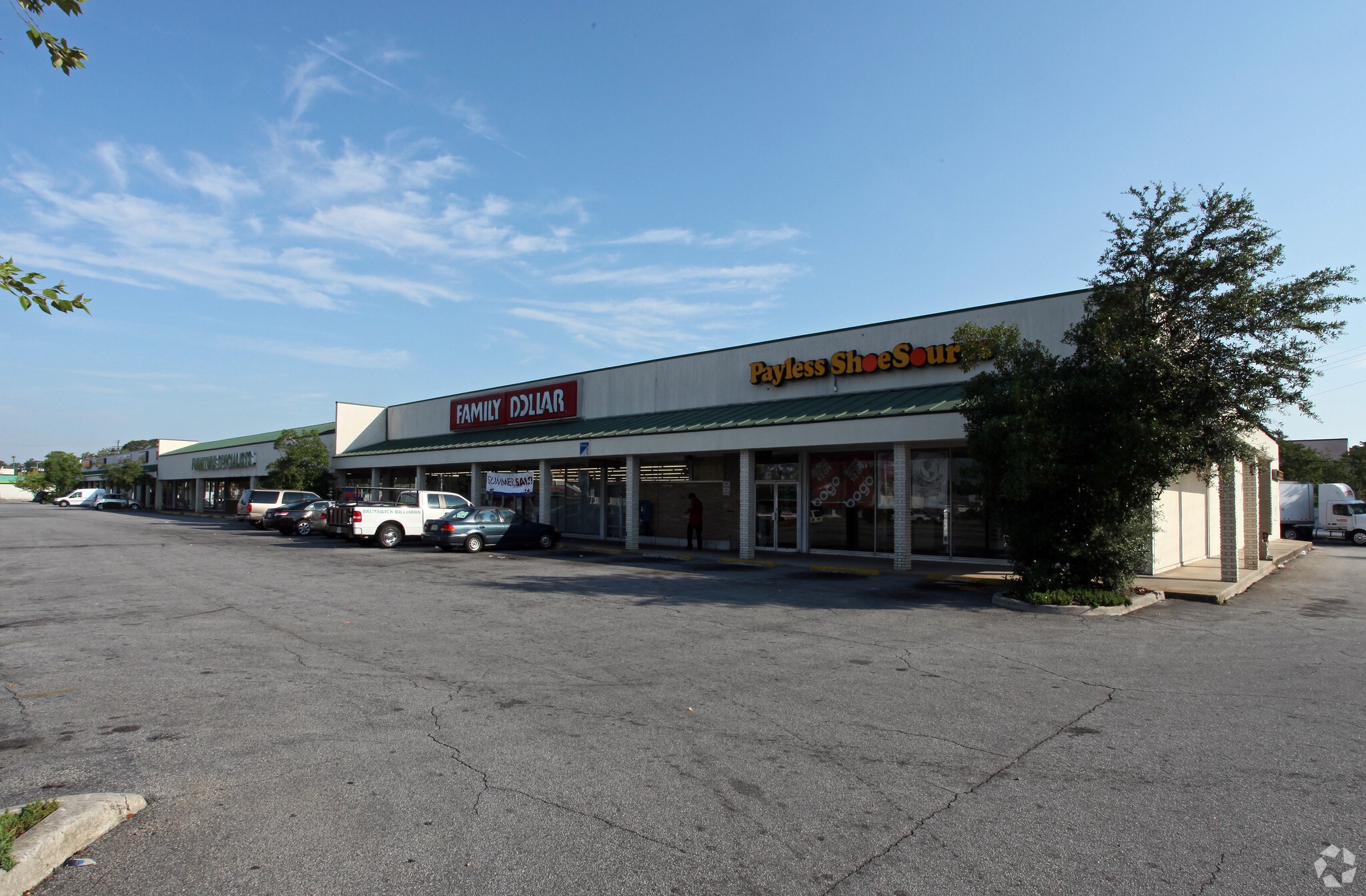 40 E De Renne Ave, Savannah, GA for lease Primary Photo- Image 1 of 7