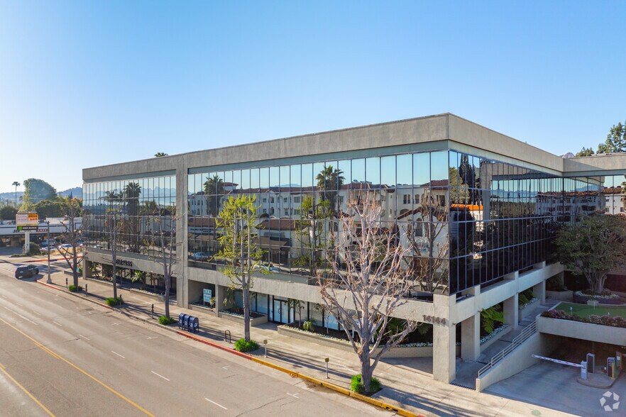 14140-14144 Ventura Blvd, Sherman Oaks, CA à louer - Photo du bâtiment - Image 3 de 9
