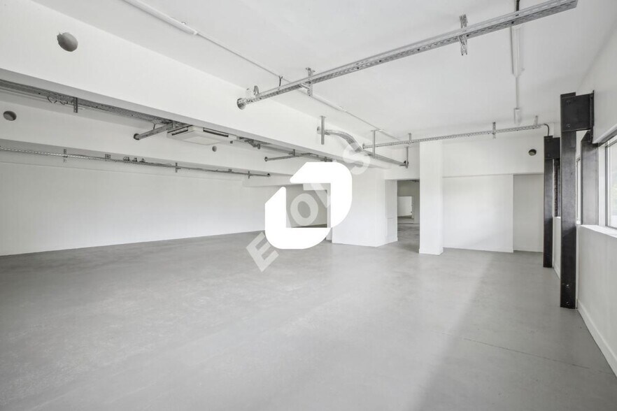 Office in Pantin for lease - Interior Photo - Image 2 of 16