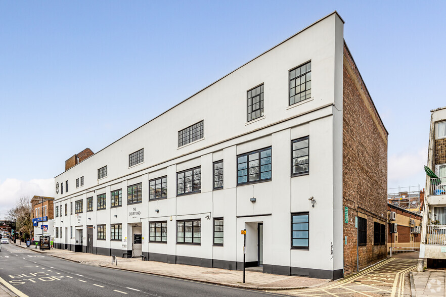 32-40 Gordon House Rd, London for lease - Building Photo - Image 1 of 15