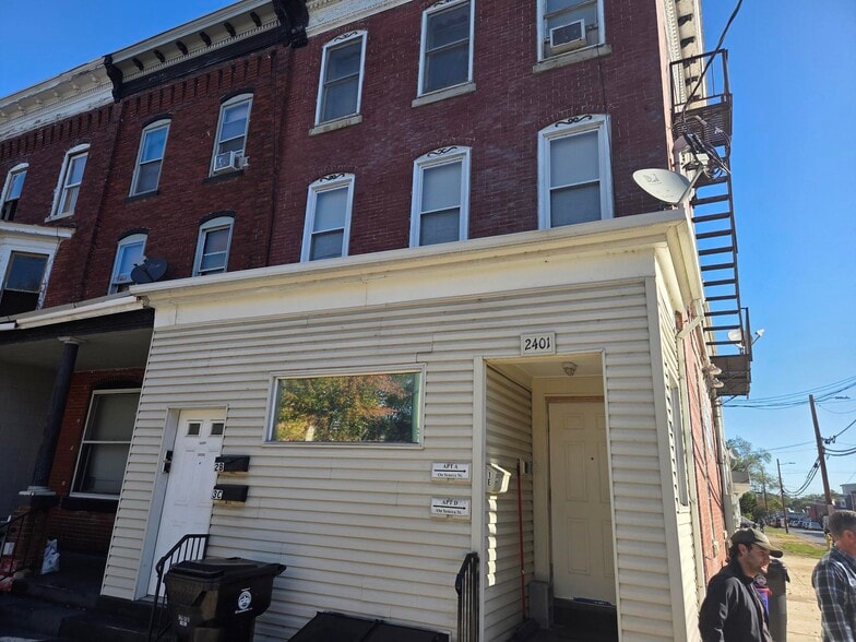 2401 N 6th St, Harrisburg, PA à vendre - Photo du bâtiment - Image 2 de 17