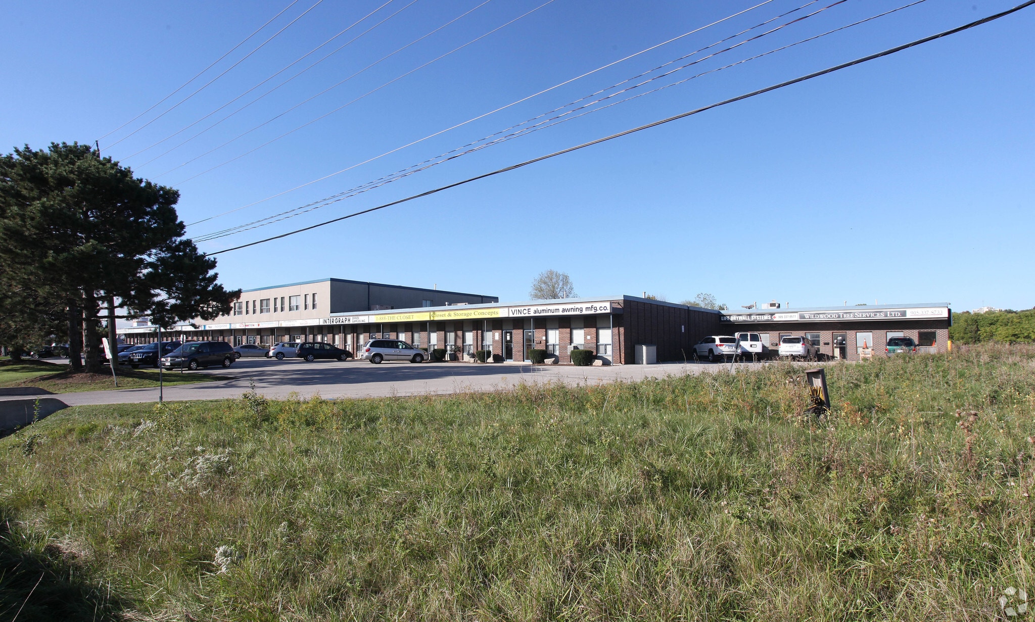 1041 N Service Rd E, Oakville, ON for lease Primary Photo- Image 1 of 3
