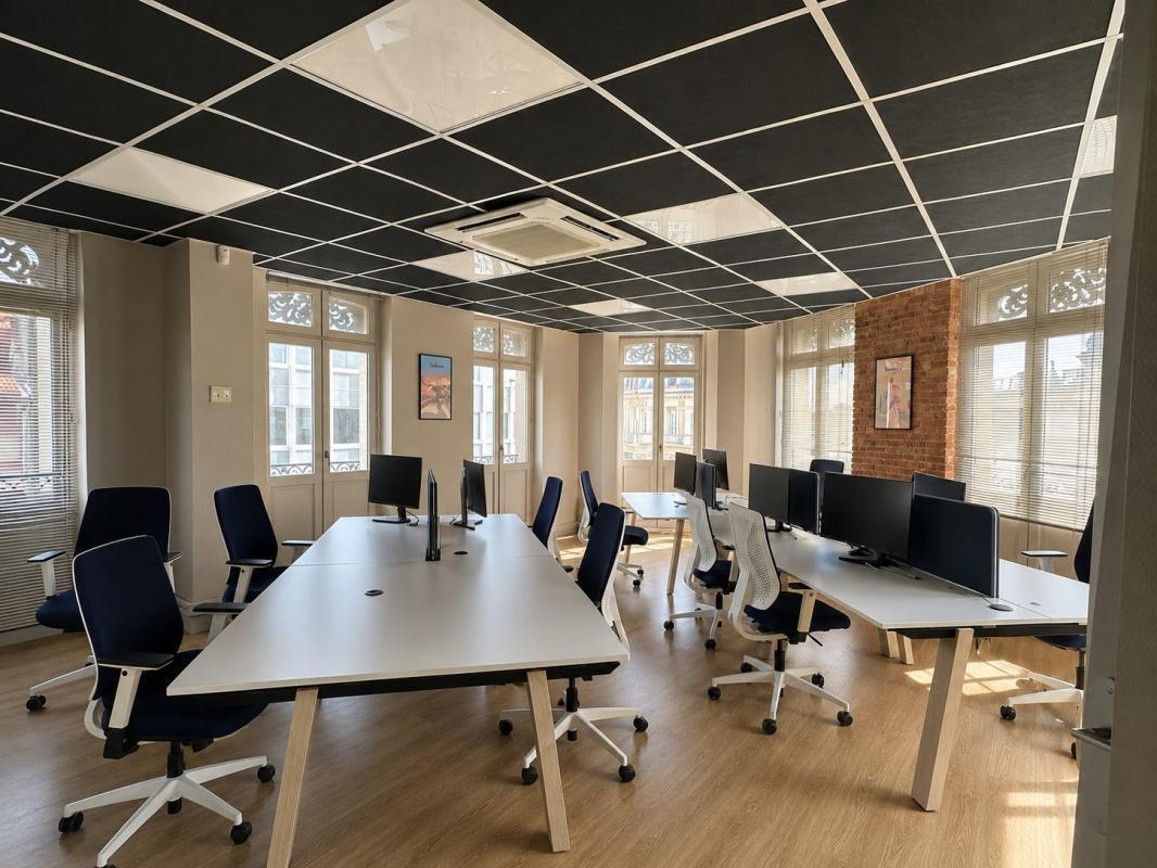 Office in Toulouse for lease Building Photo- Image 1 of 13