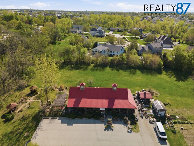 More details for 495 Miller Rd, Hiawatha, IA - Specialty for Sale