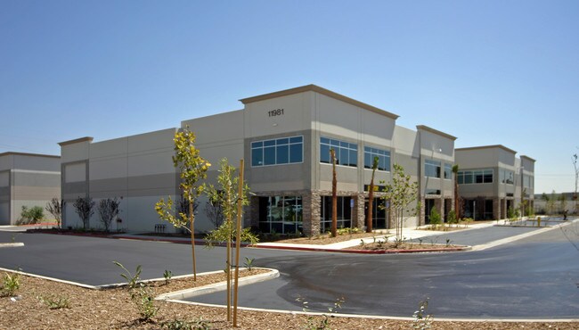 Plus de détails pour 11981 Jack Benny Dr, Rancho Cucamonga, CA - Industriel à louer