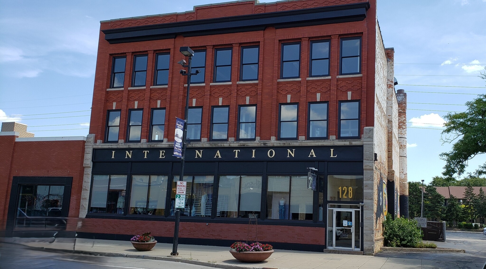 128 N Broadway, Green Bay, WI à louer Photo intérieure- Image 1 de 10