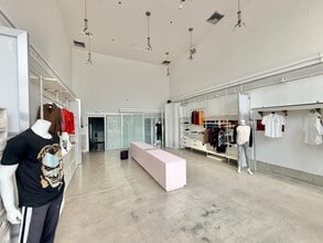 743-755 Washington Ave, Miami Beach, FL à louer Photo intérieure- Image 1 de 11