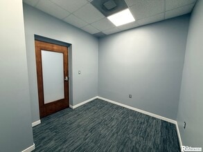 20 Lake Wire Dr, Lakeland, FL à louer Photo intérieure- Image 1 de 4