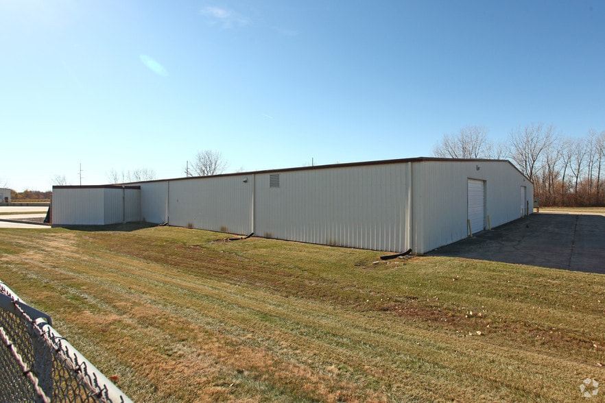 1610 SE Cortina Dr, Ankeny, IA for lease - Building Photo - Image 3 of 4