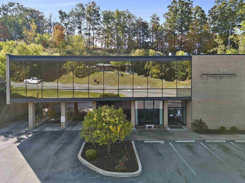 5942 Us-60, Ashland, KY for sale - Building Photo - Image 3 of 17