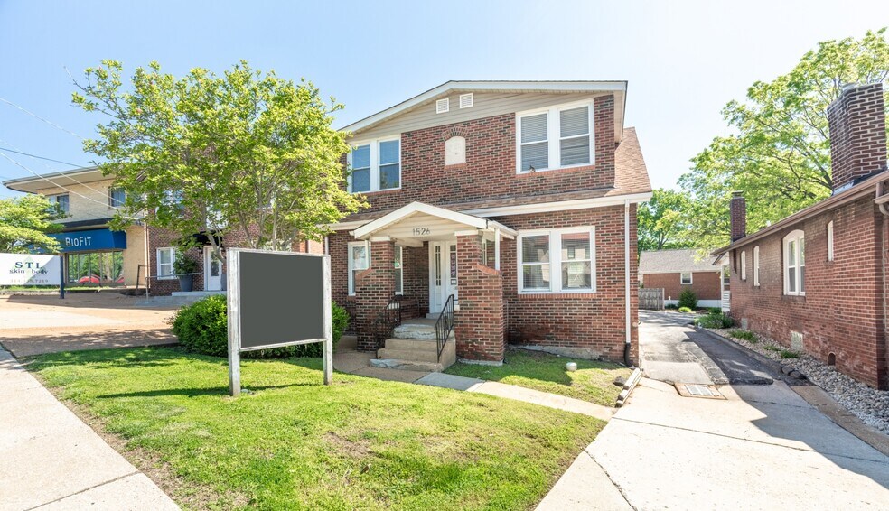 1526 S Big Bend Blvd, Richmond Heights, MO à vendre - Photo du bâtiment - Image 1 de 7