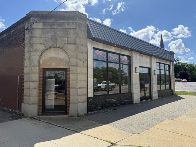 More details for 4418 Mayfield Rd, Cleveland, OH - Retail for Sale