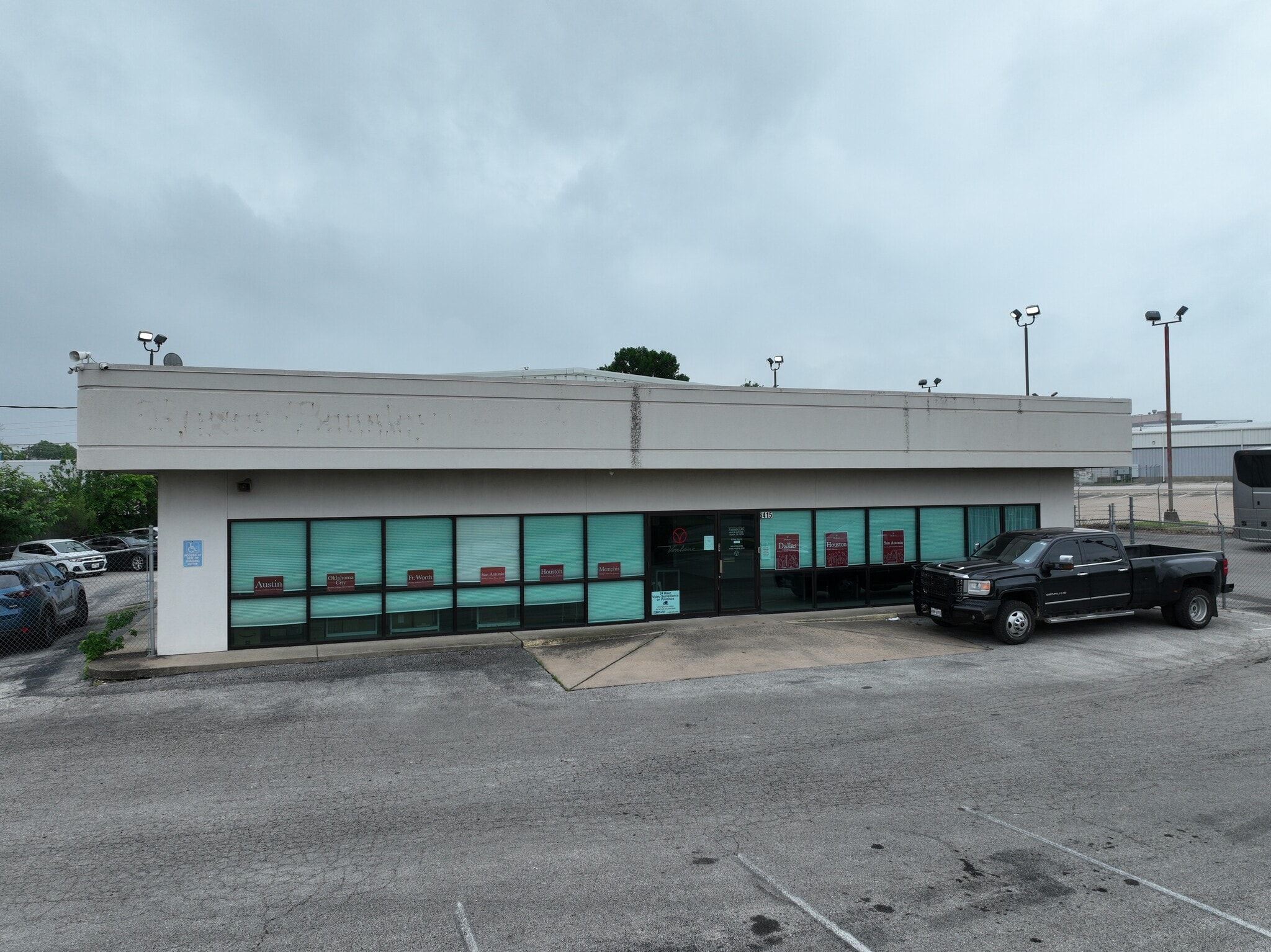 6415 E US HWY 290, Austin, TX for lease Building Photo- Image 1 of 15