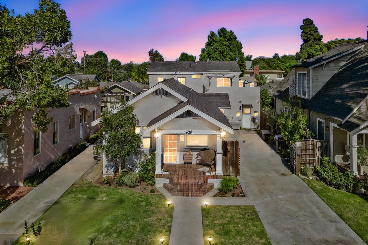 628 Mira Mar Ave, Long Beach, CA à vendre Photo du bâtiment- Image 1 de 1