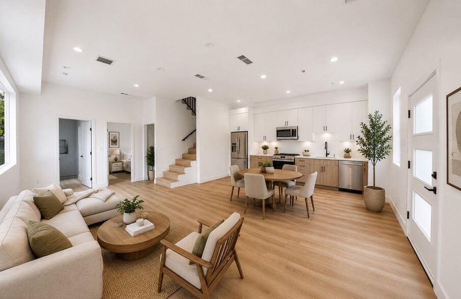 11223 Tiara St, North Hollywood, CA for sale - Interior Photo - Image 3 of 4