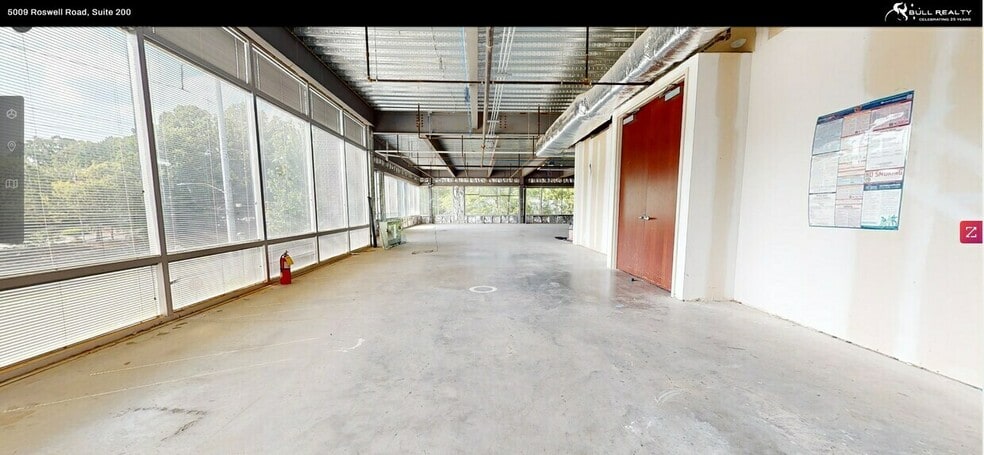 5009 Roswell Rd, Atlanta, GA for lease - Interior Photo - Image 3 of 27