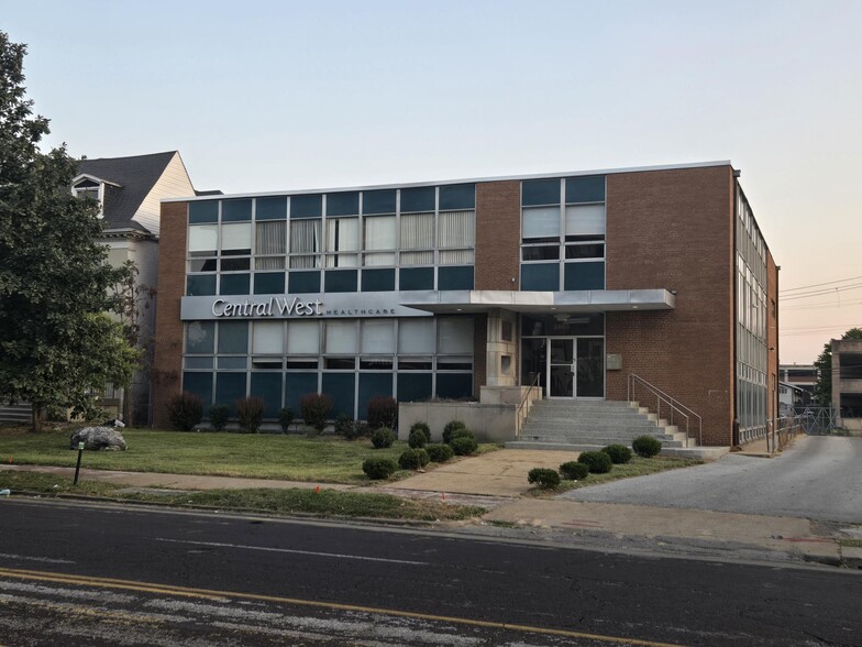 3960 Lindell Blvd, Saint Louis, MO for sale - Building Photo - Image 1 of 15