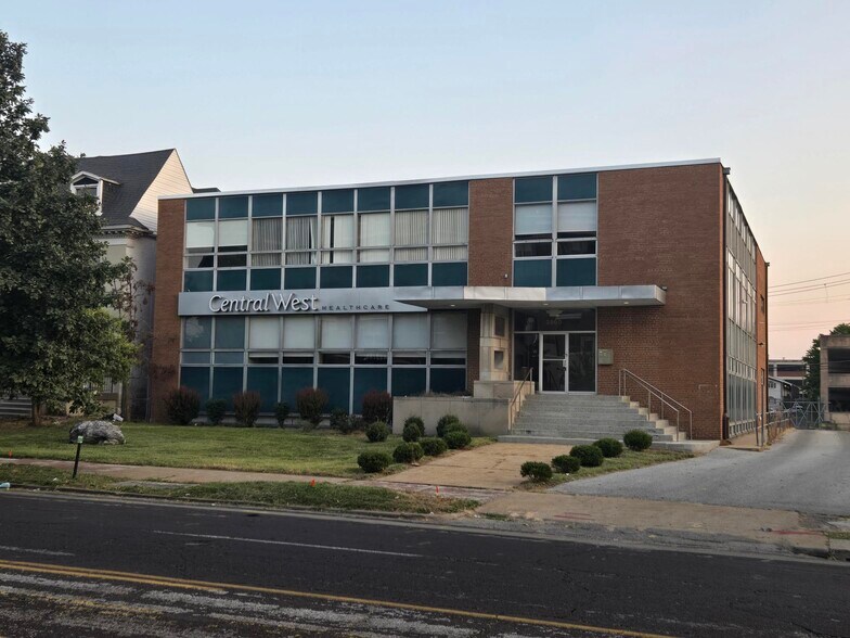 3960 Lindell Blvd, Saint Louis, MO à vendre - Photo du bâtiment - Image 1 de 15