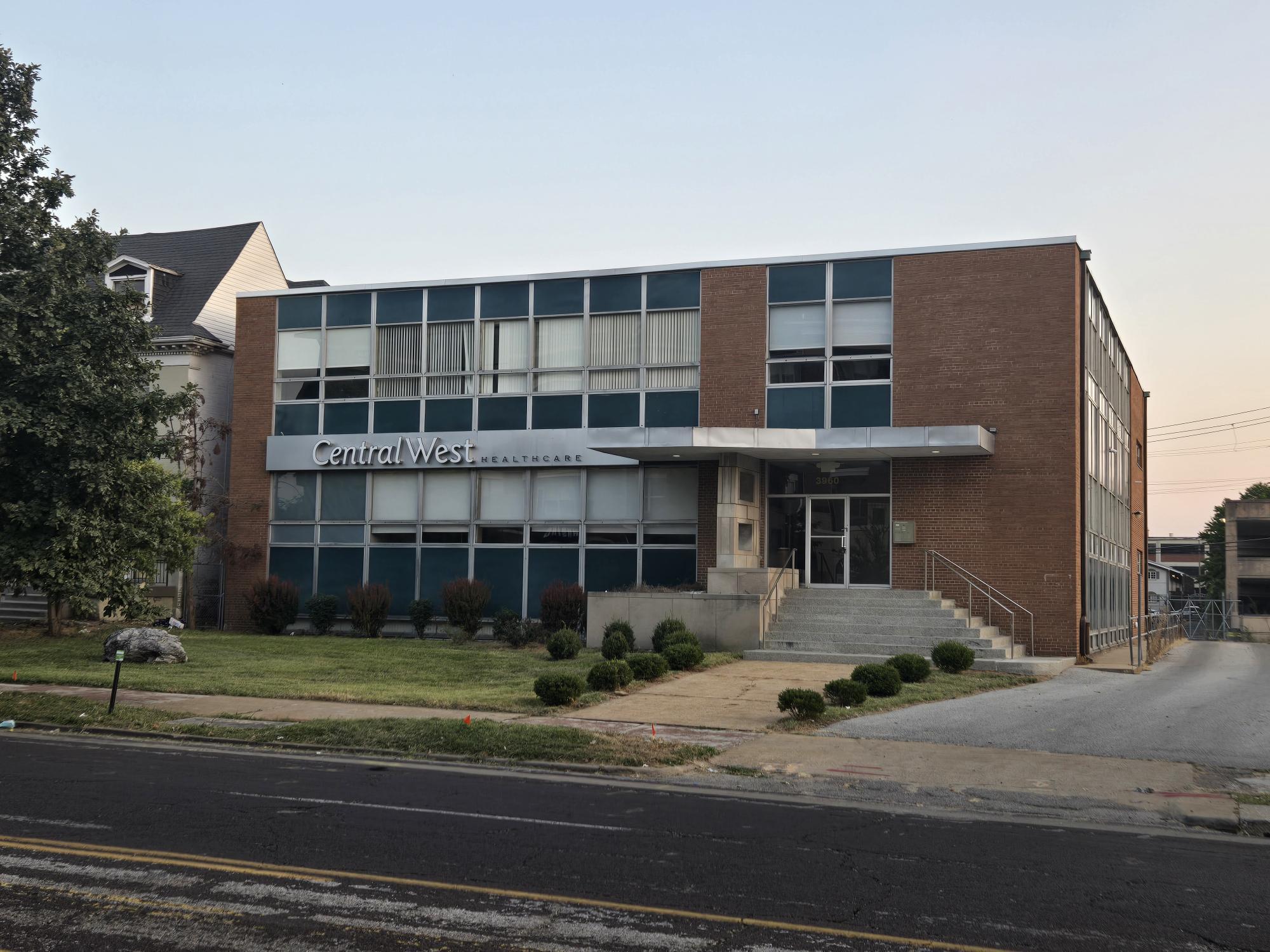 3960 Lindell Blvd, Saint Louis, MO à vendre Photo du bâtiment- Image 1 de 16