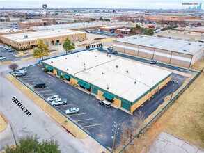 1300 Cornell Pky, Oklahoma City, OK for lease Building Photo- Image 2 of 3