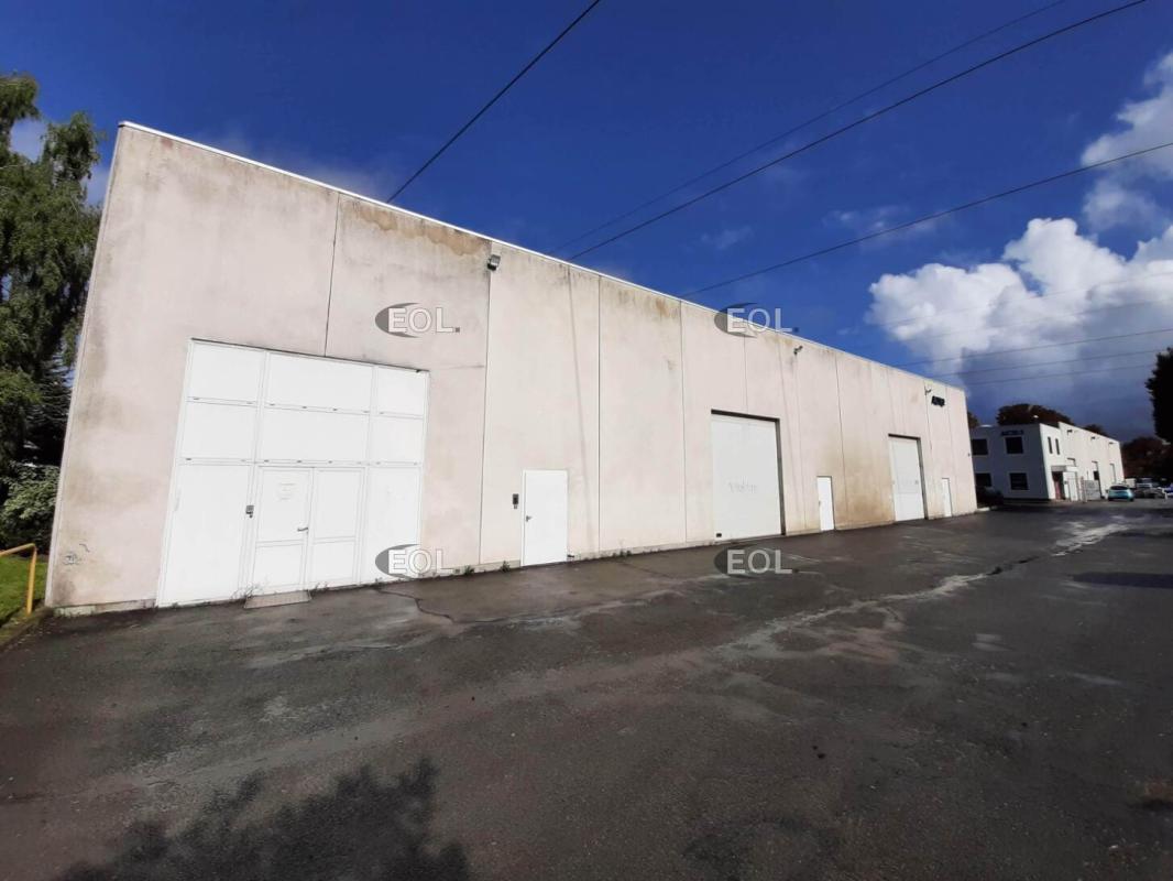 Flex in Vitry-sur-Seine for lease Building Photo- Image 1 of 4