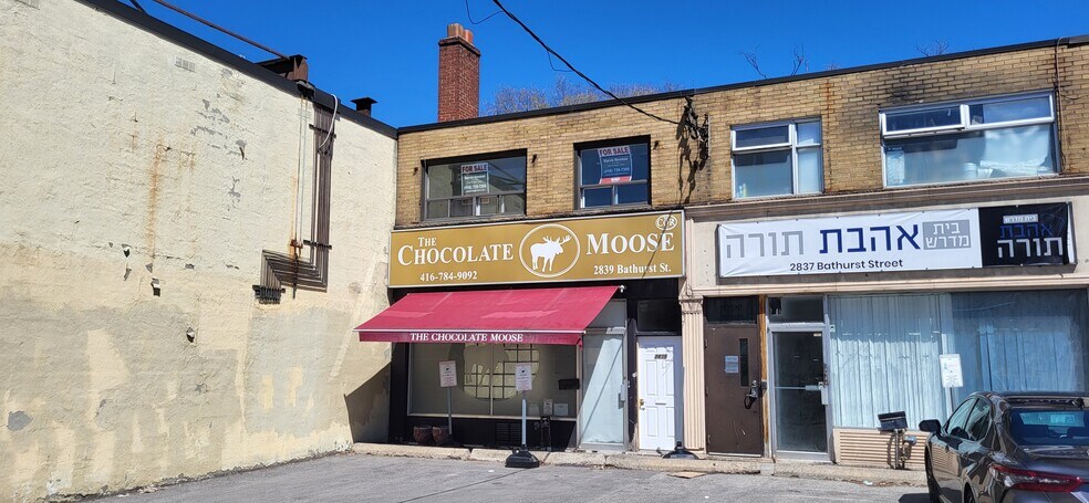 2839 Bathurst St, Toronto, ON à vendre - Photo du bâtiment - Image 1 de 17