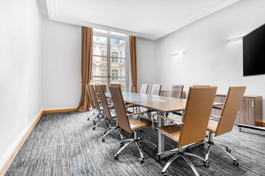 10 Place Vendôme, Paris for lease - Interior Photo - Image 1 of 15