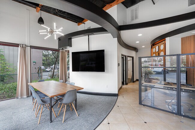 More details for 1800 Empire Industrial Ct, Santa Rosa, CA - Flex for Sale