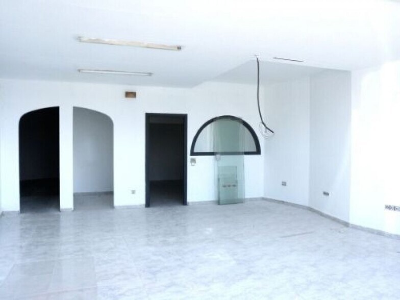 Retail in Molina de Segura, Murcia for sale - Interior Photo - Image 2 of 11