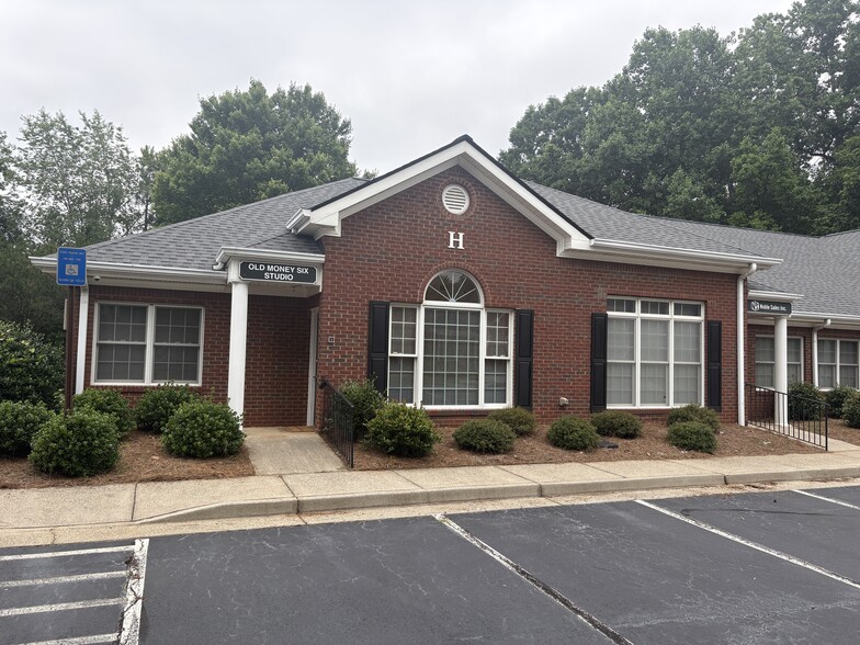 555 Sun Valley Dr, Roswell, GA for lease - Building Photo - Image 2 of 19